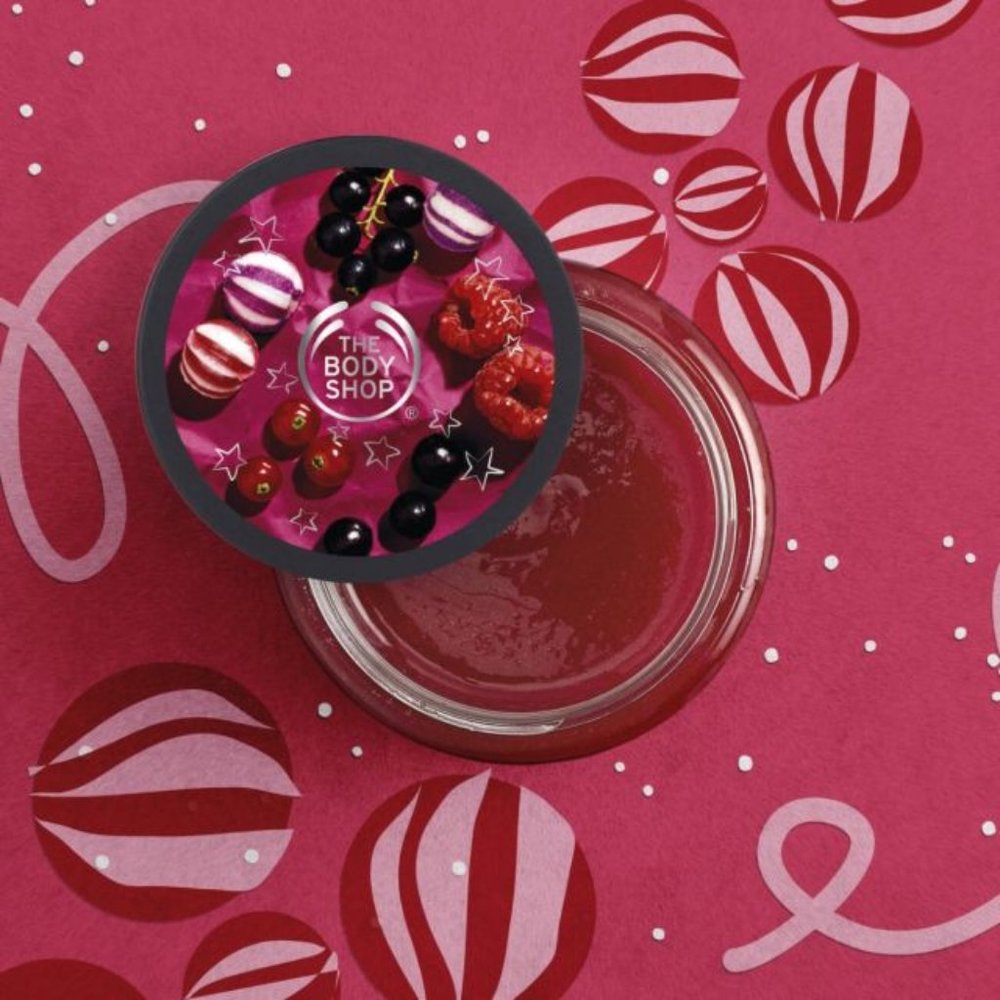 Body Shop Berry Bon Bon Exfoliating Sugar Scrub - Picture 3 of 11
